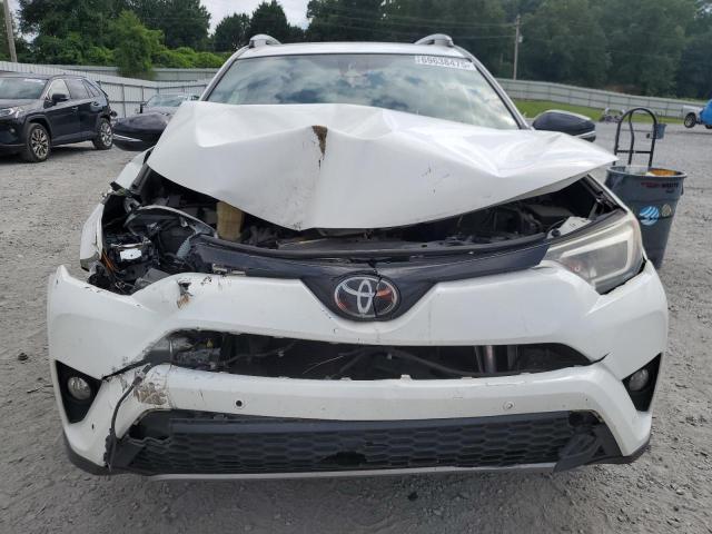 JTMNFREV5HJ147126 - 2017 TOYOTA RAV4 SE WHITE photo 5