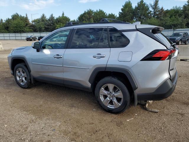 2T3P1RFVXSC501156 - 2025 TOYOTA RAV4 XLE SILVER photo 2