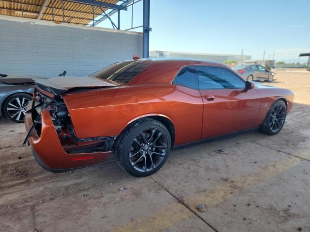 2C3CDZFJXLH165385 - 2020 DODGE CHALLENGER R/T SCAT PACK ORANGE photo 3