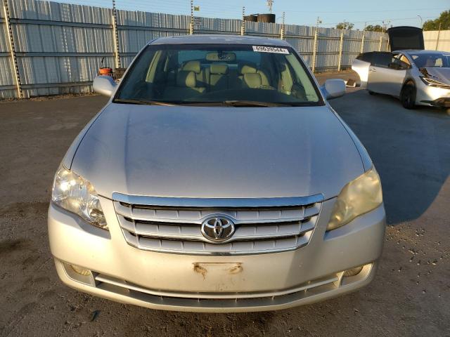 4T1BK36B05U019592 - 2005 TOYOTA AVALON XLS XL SILVER photo 5