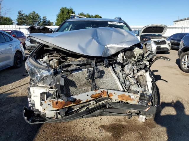 2T3ZFREV2JW496267 - 2018 TOYOTA RAV4 LE ვერცხლისფერი ფოტო 5