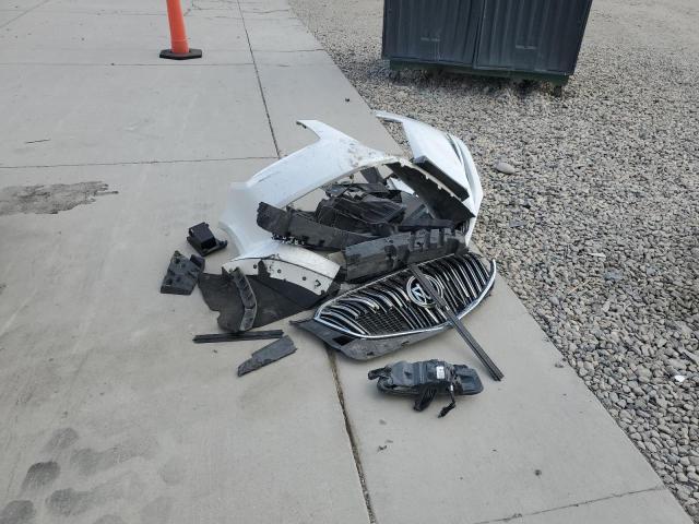 1G4GB5G30FF228961 - 2015 BUICK LACROSSE WHITE photo 12