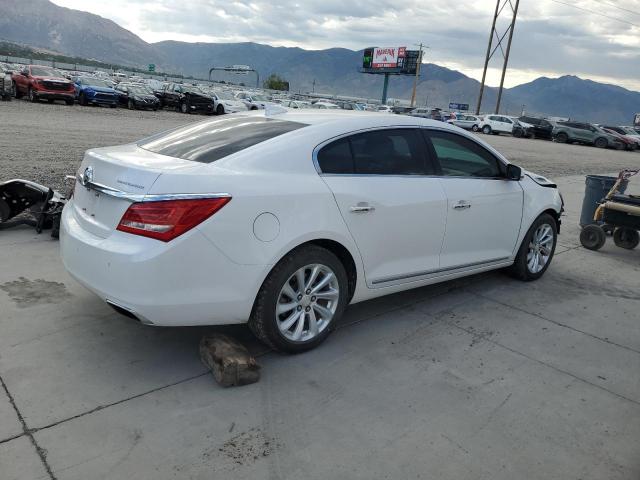 1G4GB5G30FF228961 - 2015 BUICK LACROSSE WHITE photo 3