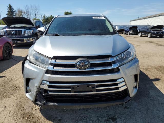 5TDJZRFH2KS611630 - 2019 TOYOTA HIGHLANDER SE 银色 照片 5