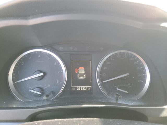 5TDJZRFH2KS611630 - 2019 TOYOTA HIGHLANDER SE 银色 照片 9