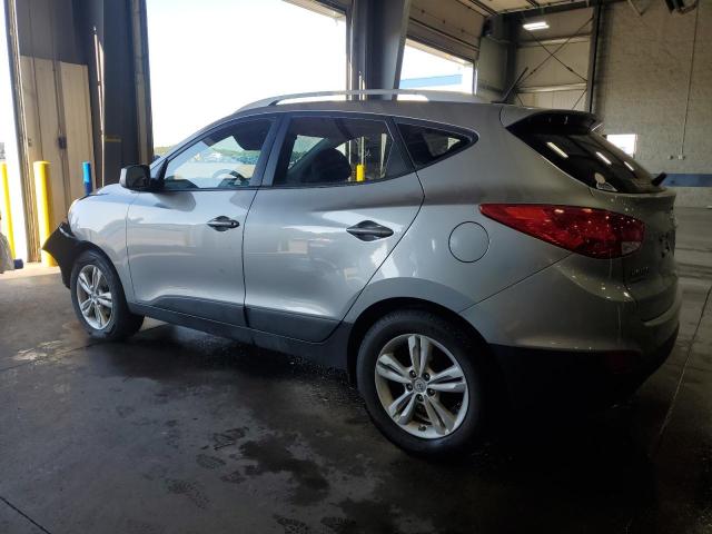 KM8JU3AC2AU108306 - 2010 HYUNDAI TUCSON GLS SILVER photo 2