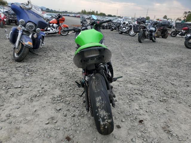 JKAEXEA148A036795 - 2008 KAWASAKI EX650 A Grün Foto 4