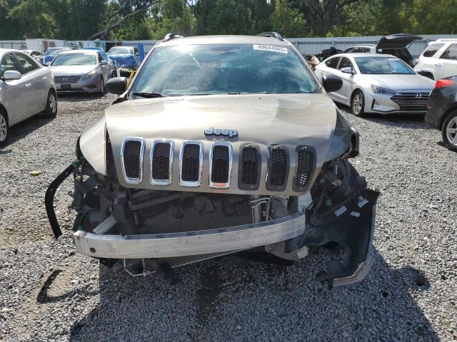 1C4PJLAB5GW257658 - 2016 JEEP CHEROKEE SPORT TAN photo 5