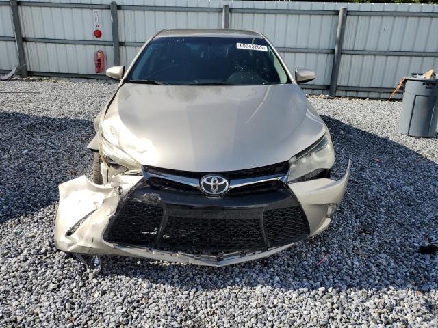 4T1BF1FK4FU070488 - 2015 TOYOTA CAMRY LE 灰色 照片 5