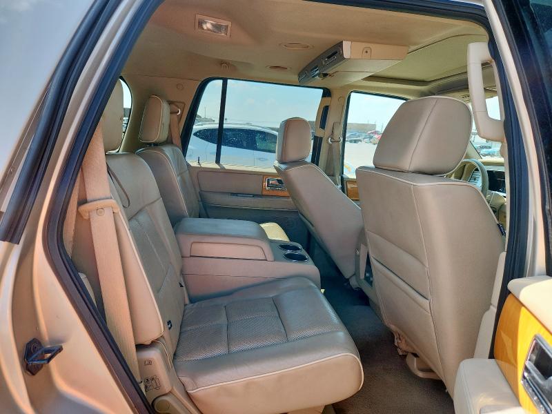 5LMFU28578LJ00156 - 2008 LINCOLN NAVIGATOR BEIGE photo 11