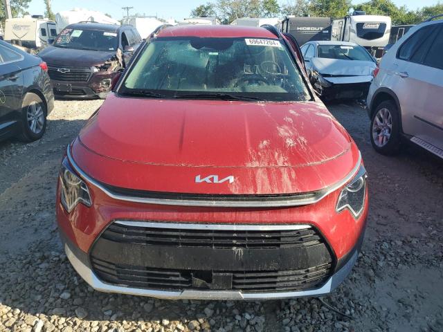 KNDCR3LE5P5061322 - 2023 KIA NIRO EX RED photo 5