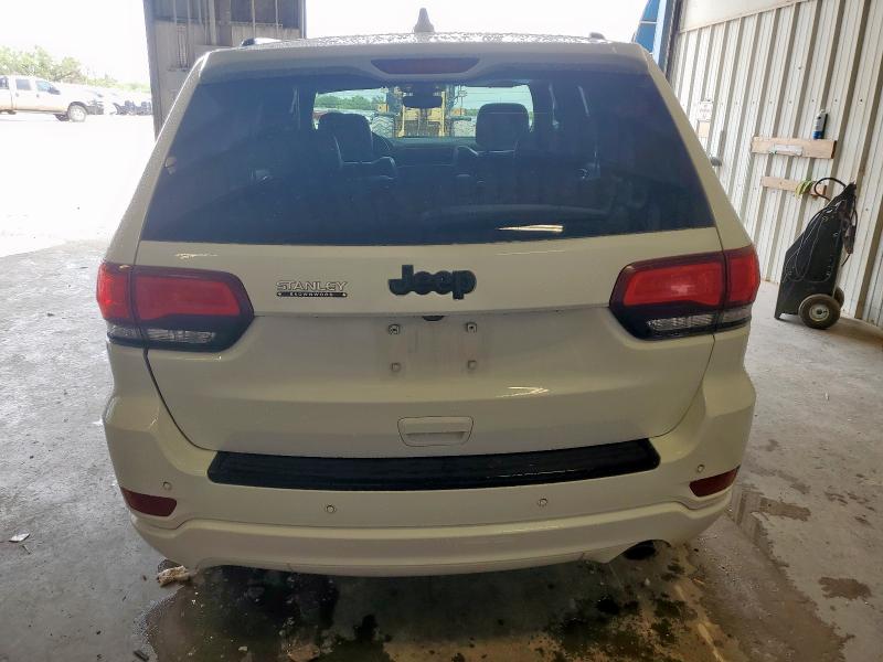 1C4RJEAG4JC328664 - 2018 JEEP GRAND CHER LAREDO WHITE photo 6