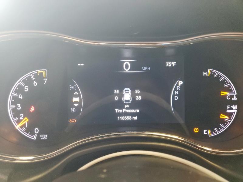 1C4RJEAG4JC328664 - 2018 JEEP GRAND CHER LAREDO WHITE photo 9