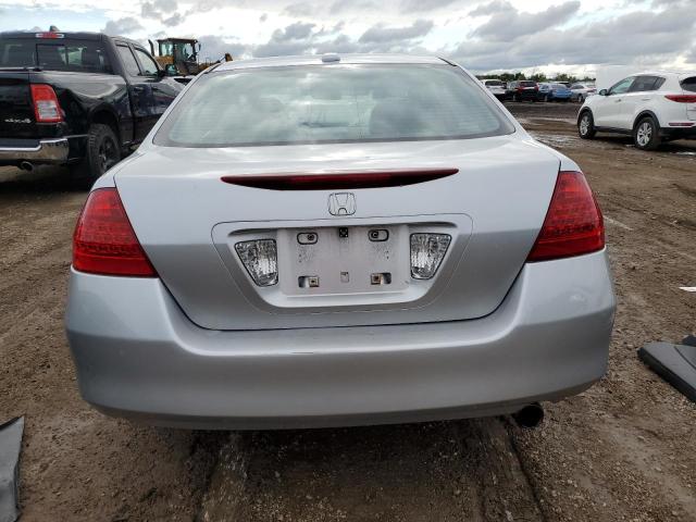 1HGCM56886A011957 - 2006 HONDA ACCORD EX SILVER photo 6