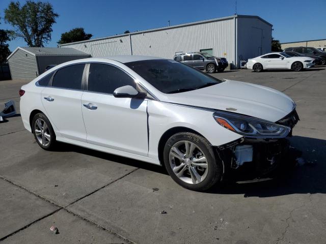 5NPE34AF7KH779569 - 2019 HYUNDAI SONATA LIMITED WHITE photo 4