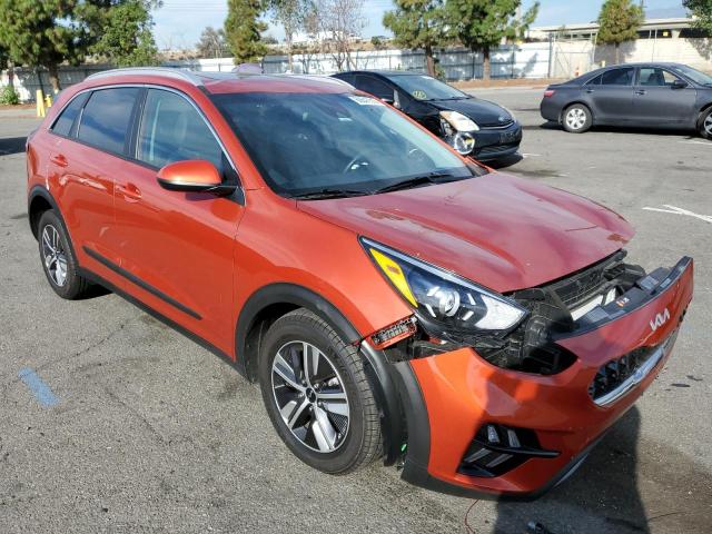 KNDCB3LC5N5545720 - 2022 KIA NIRO LX ORANGE photo 4