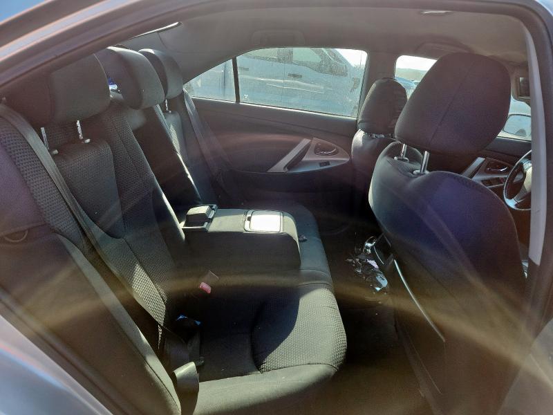 4T1BF3EK2AU066610 - 2010 TOYOTA CAMRY BASE SILVER photo 10