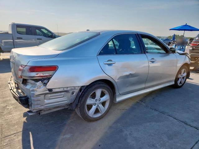 4T1BF3EK2AU066610 - 2010 TOYOTA CAMRY BASE SILVER photo 3