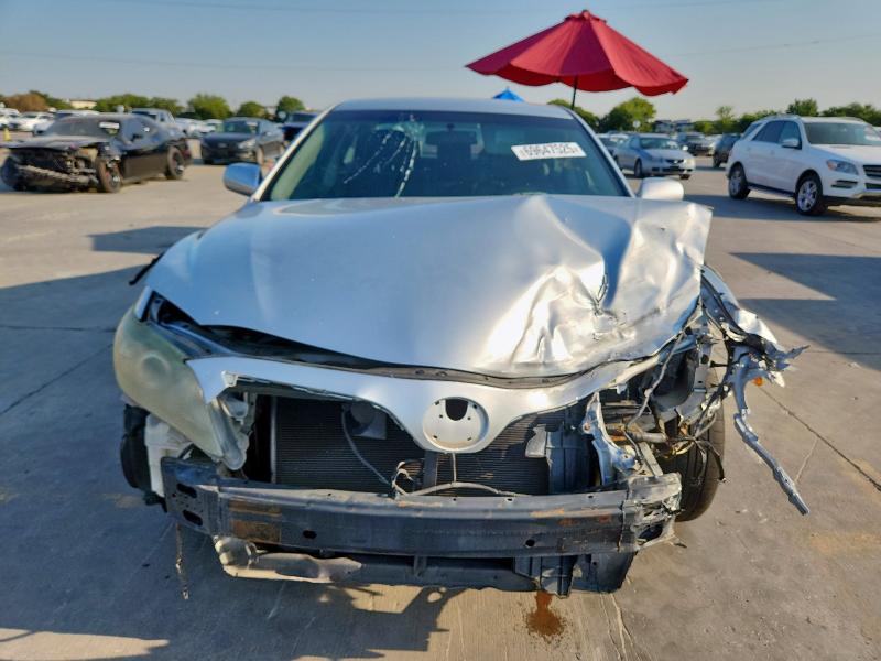 4T1BF3EK2AU066610 - 2010 TOYOTA CAMRY BASE SILVER photo 5