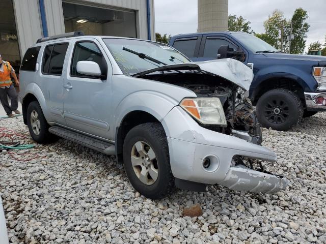 5N1AR18W25C720975 - 2005 NISSAN PATHFINDER LE SILVER photo 4