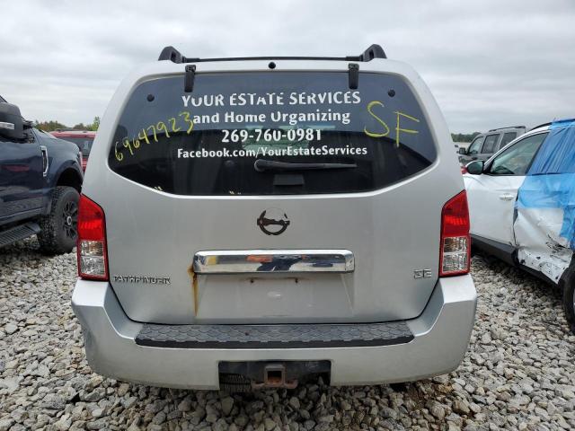 5N1AR18W25C720975 - 2005 NISSAN PATHFINDER LE SILVER photo 6