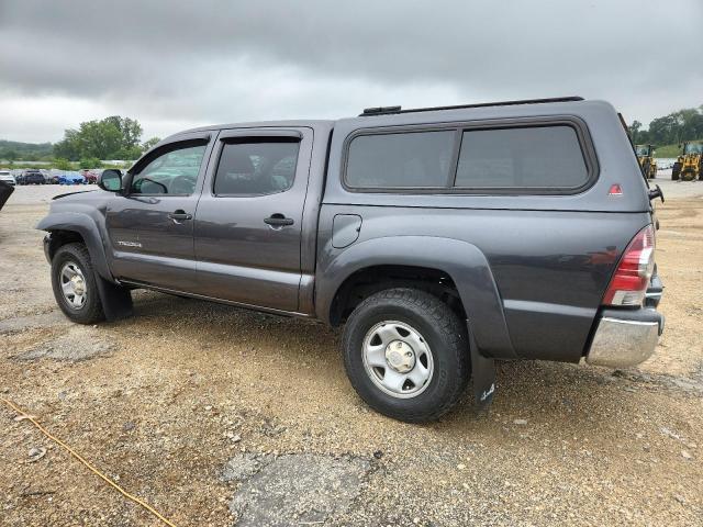 5TFLU4EN8DX075992 - 2013 TOYOTA TACOMA DOUBLE CAB 灰色 照片 2