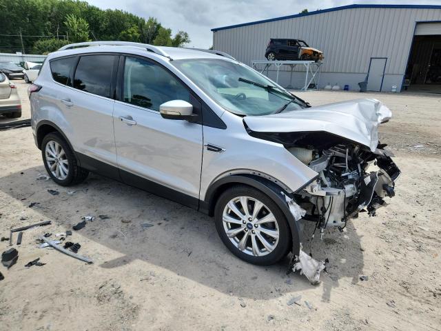 1FMCU0JD2HUD23940 - 2017 FORD ESCAPE TITANIUM 银色 照片 4