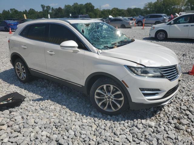 5LMCJ2D97HUL16989 - 2017 LINCOLN MKC SELECT Blanc photo 4