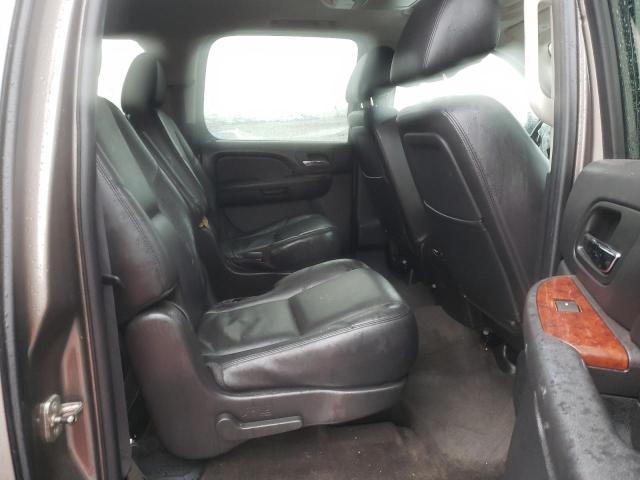 1GNSKKE32BR290717 - 2011 CHEVROLET SUBURBAN K1500 LTZ BROWN photo 11