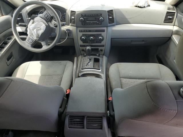 1J8GR48K37C600742 - 2007 JEEP GRAND CHER LAREDO GREEN photo 8