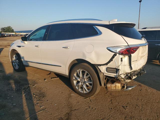 5GAERBKW4PJ190903 - 2023 BUICK ENCLAVE ESSENCE Белый фото 2