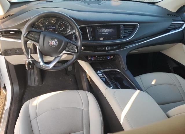 5GAERBKW4PJ190903 - 2023 BUICK ENCLAVE ESSENCE Белый фото 8