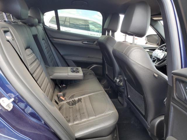 ZASFAKNN5J7B73455 - 2018 ALFA ROMEO STELVIO TI SPORT BLUE photo 10