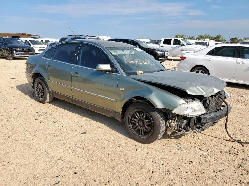 WVWMD63B33P107173 - 2003 VOLKSWAGEN PASSAT GL GREEN photo 4