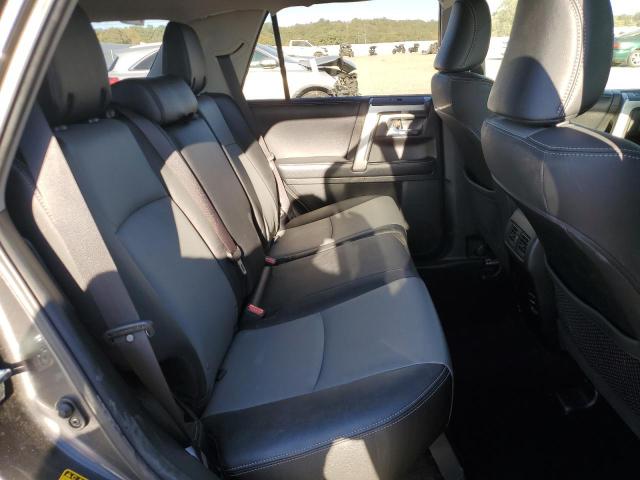 JTEZU5JR0K5196075 - 2019 TOYOTA 4RUNNER SR5 ნაცრისფერი ფოტო 11