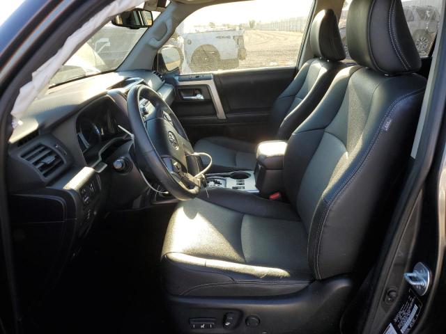 JTEZU5JR0K5196075 - 2019 TOYOTA 4RUNNER SR5 ნაცრისფერი ფოტო 7