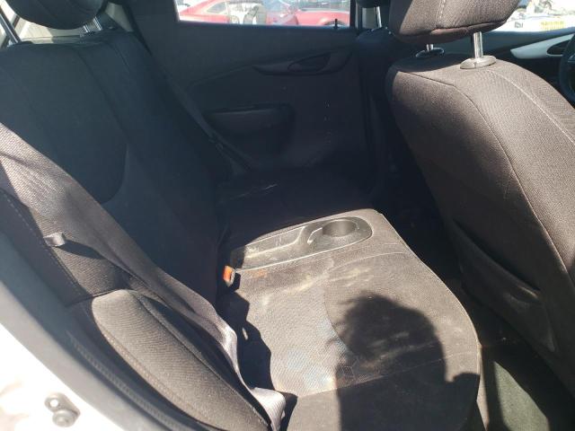 KL8CD6SA1HC792933 - 2017 CHEVROLET SPARK 1LT WHITE photo 10