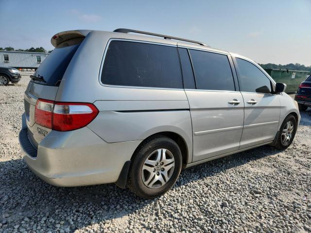 5FNRL387X5B120639 - 2005 HONDA ODYSSEY EXL SILVER photo 3