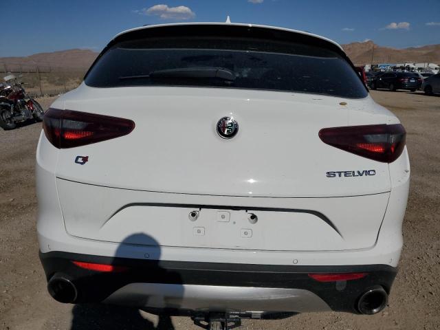 ZASFAKAN0J7B69402 - 2018 ALFA ROMEO STELVIO WHITE photo 6