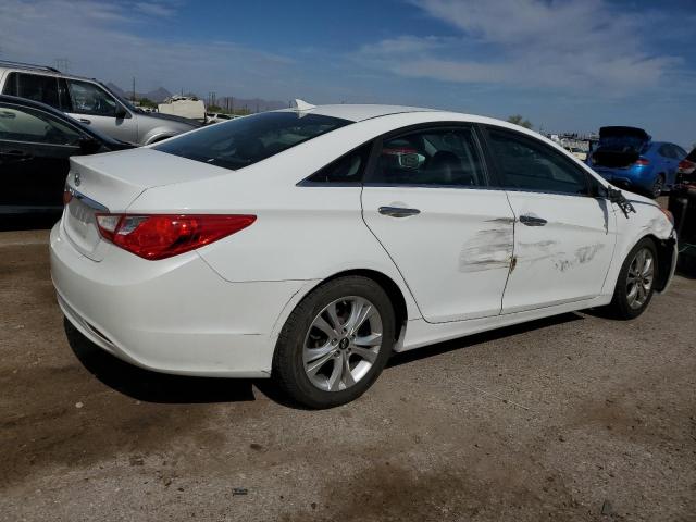 5NPEC4AC2DH675919 - 2013 HYUNDAI SONATA SE WHITE photo 3