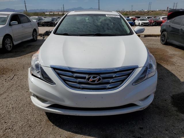 5NPEC4AC2DH675919 - 2013 HYUNDAI SONATA SE WHITE photo 5