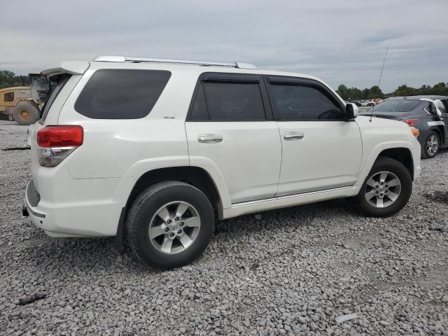 JTEBU5JR4D5143495 - 2013 TOYOTA 4RUNNER SR5 თეთრი ფოტო 3