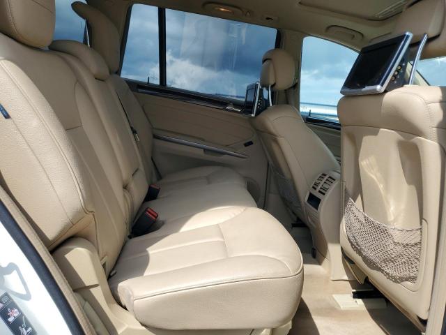 4JGBF7BE0BA637732 - 2011 MERCEDES-BENZ GL 450 4MATIC WHITE photo 11