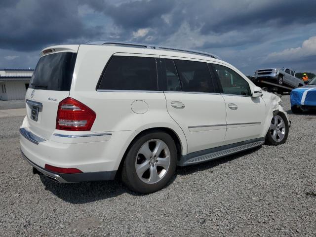 4JGBF7BE0BA637732 - 2011 MERCEDES-BENZ GL 450 4MATIC WHITE photo 3