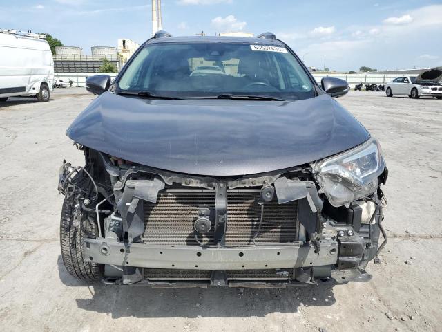 2T3YFREV6JW453840 - 2018 TOYOTA RAV4 LIMITED Gris photo 5