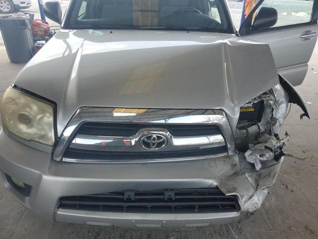 JTEZU14R680099229 - 2008 TOYOTA 4RUNNER SR5 SILVER photo 11