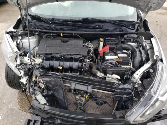 3N1AB7AP1JY280198 - 2018 NISSAN SENTRA S ვერცხლისფერი ფოტო 11