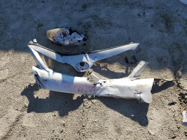 JTDBU4EE3B9146786 - 2011 TOYOTA COROLLA BASE Серебристый фото 12