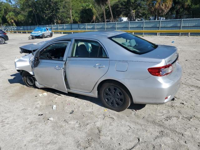 JTDBU4EE3B9146786 - 2011 TOYOTA COROLLA BASE Серебристый фото 2