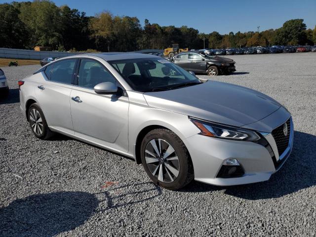 1N4BL4DW3KC196982 - 2019 NISSAN ALTIMA SV SILVER photo 4